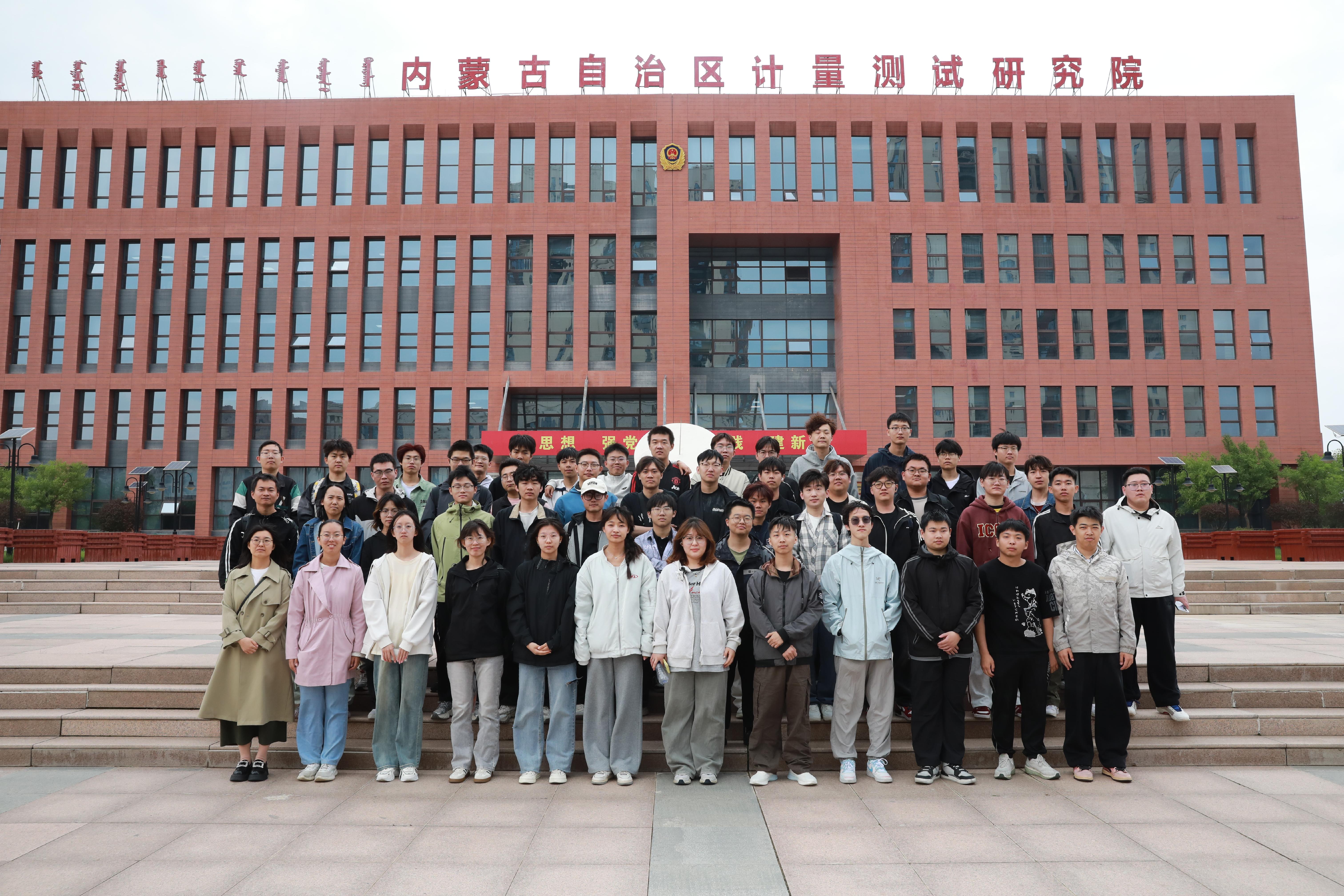 1H1A3172.jpg 1H1A3172.jpg